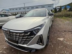 Changan UNI-Z 1.5T Low-power version - ფოტო 2