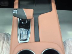 Changan UNI-Z 1.5T Low-power version - ფოტო 11