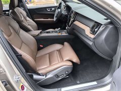 Volvo XC60 B5 AWD Smart Luxury Edition - ფოტო 12