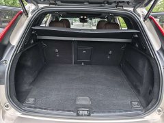 Volvo XC60 B5 AWD Smart Luxury Edition - ფოტო 17