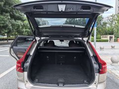 Volvo XC60 B5 AWD Smart Luxury Edition - ფოტო 19