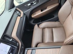Volvo XC60 B5 AWD Smart Luxury Edition - ფოტო 9