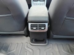 BYD Dolphin 06 DM-i Smart Drive 120KM Deluxe - ფოტო 16