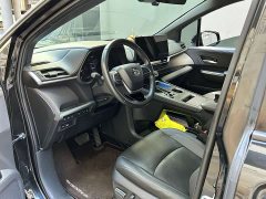 Toyota Sienna 2.5L Hybrid Premium Edition - ფოტო 5