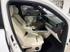 Mercedes-Benz GLB 180 Fashion - ფოტო 8