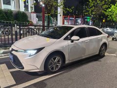 Toyota Corolla 1.8L CVT Luxury - ფოტო 1
