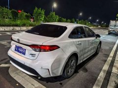 Toyota Corolla 1.8L CVT Luxury - ფოტო 3