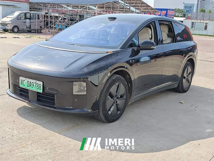 Li Auto Ideal i8 2025 Standard Edition
