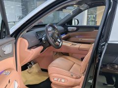 Leapmotor D19 Extended Range 500 Deluxe Edition Six-Seater - ფოტო 8