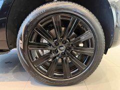 Land Rover Range Rover 3.0L V6 400PS Extended Wheelbase Prestige Edition - ფოტო 3