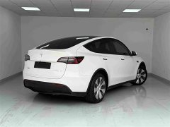 Tesla Model Y 2022 Facelift Rear-Wheel Drive - ფოტო 18