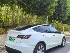 Tesla Model Y 2022 Facelift Rear-Wheel Drive - ფოტო 4