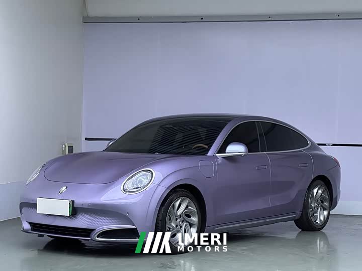 Lynk & Co Euler Lightning Cat 2022 555km Premium Edition