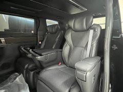 Toyota Alphard Hybrid 2.5L Premium Edition - ფოტო 7