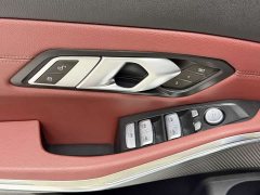 BMW 3 Series 320Li M Sport Package - ფოტო 20