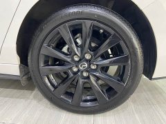 Mazda3 Axela 2022 2.0L Automatic Elegant Black Obsidian Edition - ფოტო 10