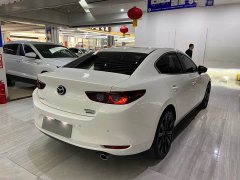 Mazda3 Axela 2022 2.0L Automatic Elegant Black Obsidian Edition - ფოტო 4