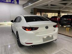 Mazda3 Axela 2022 2.0L Automatic Elegant Black Obsidian Edition - ფოტო 6