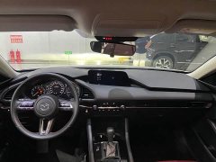 Mazda3 Axela 2022 2.0L Automatic Elegant Black Obsidian Edition - ფოტო 9