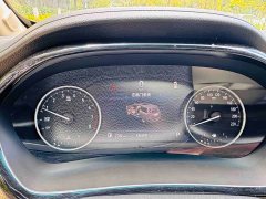 Buick GL8 Land Executive Cabin 652T Luxury - ფოტო 11