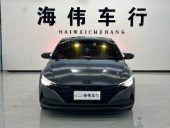 Hyundai Elantra 2022 1.5L CVT Luxury - ფოტო 2