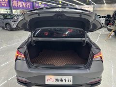 Hyundai Elantra 2022 1.5L CVT Luxury - ფოტო 6