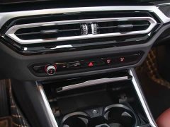 BMW 3 Series 320i M Sport Package - ფოტო 10