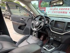 Jeep Freedom Light 2.0L 2WD Edition - ფოტო 10