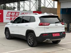 Jeep Freedom Light 2.0L 2WD Edition - ფოტო 18