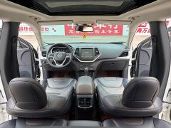 Jeep Freedom Light 2.0L 2WD Edition - ფოტო 7