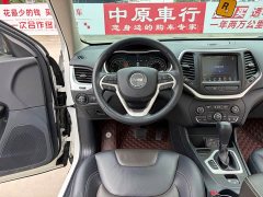 Jeep Freedom Light 2.0L 2WD Edition - ფოტო 9