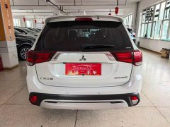 Mitsubishi Outlander 2.4L AWD Radiance Edition 5-Seater - ფოტო 5