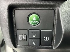 Honda Vezel 1.5L CVT Elite Smart Edition - ფოტო 12