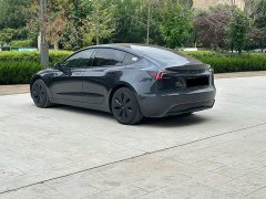 Tesla Model 3 Rear-Wheel Drive - ფოტო 4