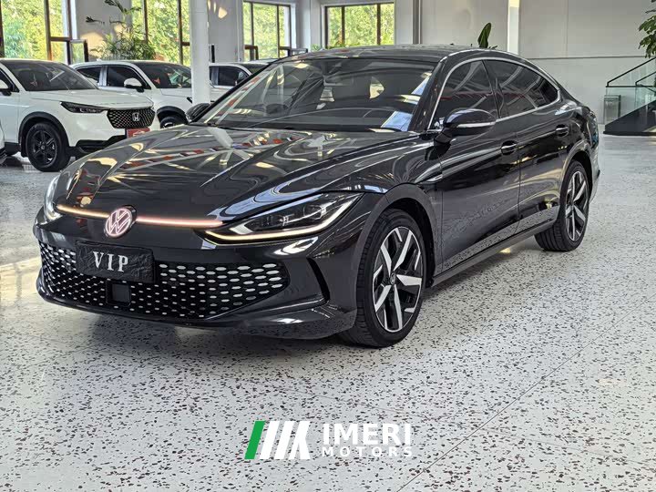 Lynk & Co Lingdu L 280TSI DSG Hot Edition