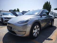 Tesla Model Y Long Range All-Wheel Drive - ფოტო 1