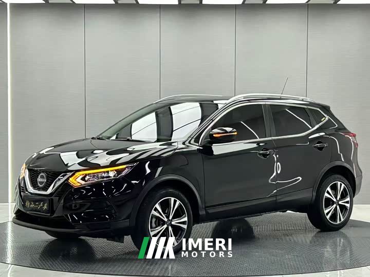 Nissan Qashqai Classic 2.0L CVT XV Premier Edition