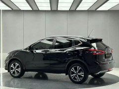 Nissan Qashqai Classic 2.0L CVT XV Premier Edition - ფოტო 3