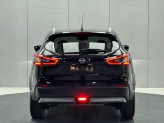 Nissan Qashqai Classic 2.0L CVT XV Premier Edition - ფოტო 4
