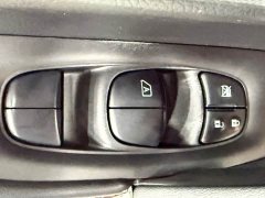 Nissan Qashqai 2.0L CVT XV Premium Luxury - ფოტო 16