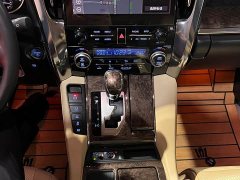 Toyota Vellfire 2021 Crown Hybrid 2.5L HV Premium Edition - ფოტო 10
