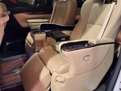 Toyota Vellfire 2021 Crown Hybrid 2.5L HV Premium Edition - ფოტო 11