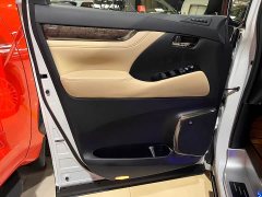 Toyota Vellfire 2021 Crown Hybrid 2.5L HV Premium Edition - ფოტო 6