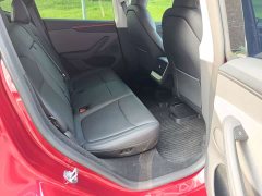 Tesla Model Y Rear-Wheel Drive - ფოტო 10