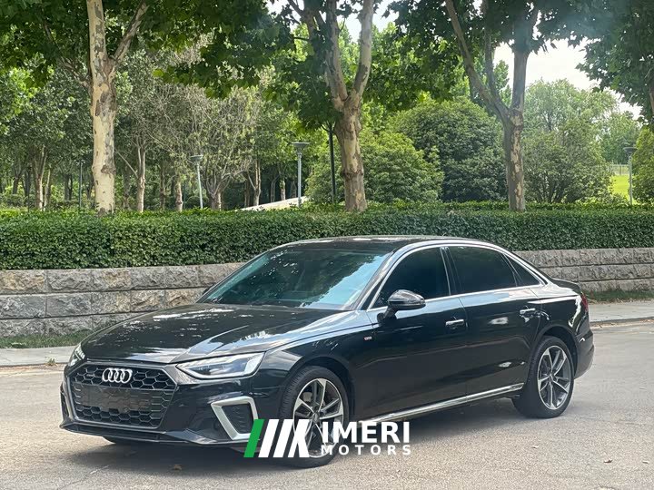 Audi A4L 40 TFSI Fashion Dynamic