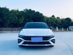 Hyundai Elantra 1.5L CVT GLX Elite - ფოტო 2