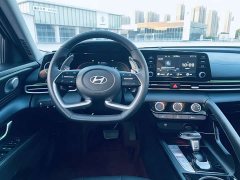 Hyundai Elantra 1.5L CVT GLX Elite - ფოტო 9