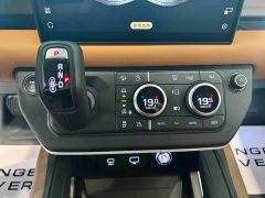 Land Rover Defender 110 3.0T P400 Dark Edition - ფოტო 12
