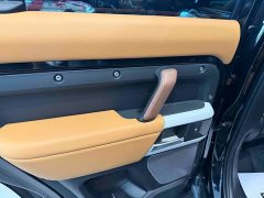 Land Rover Defender 110 3.0T P400 Dark Edition - ფოტო 14