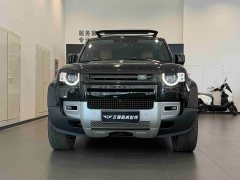 Land Rover Defender 110 3.0T P400 Dark Edition - ფოტო 2